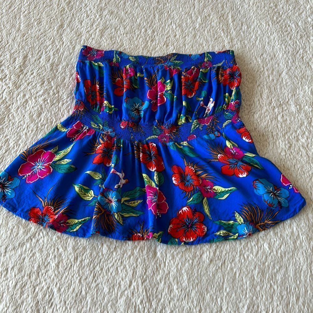 Ali & Kris floral tube top blue size large